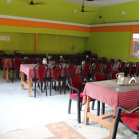 Gold Star Beach Resort Govind Nagar Экстерьер фото