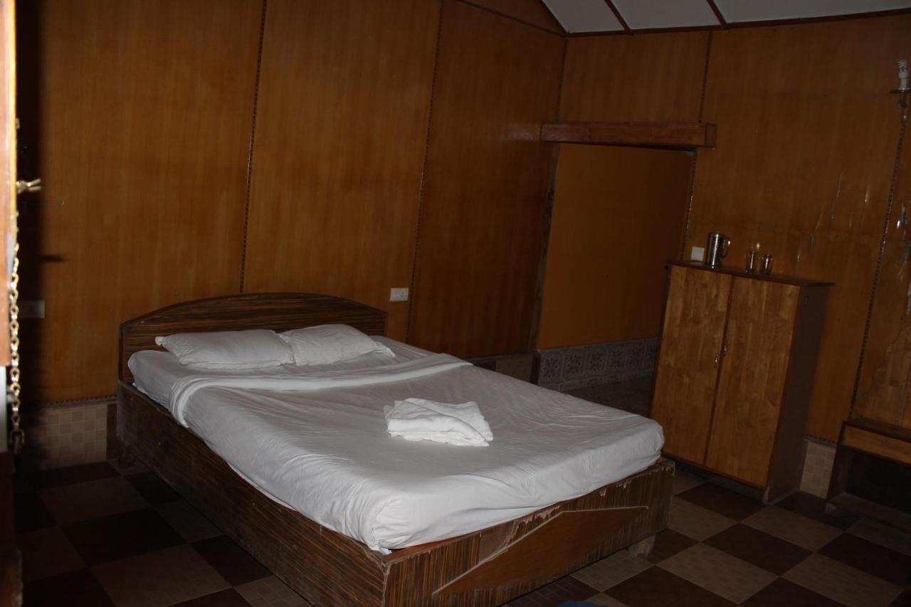 Gold Star Beach Resort Govind Nagar Экстерьер фото