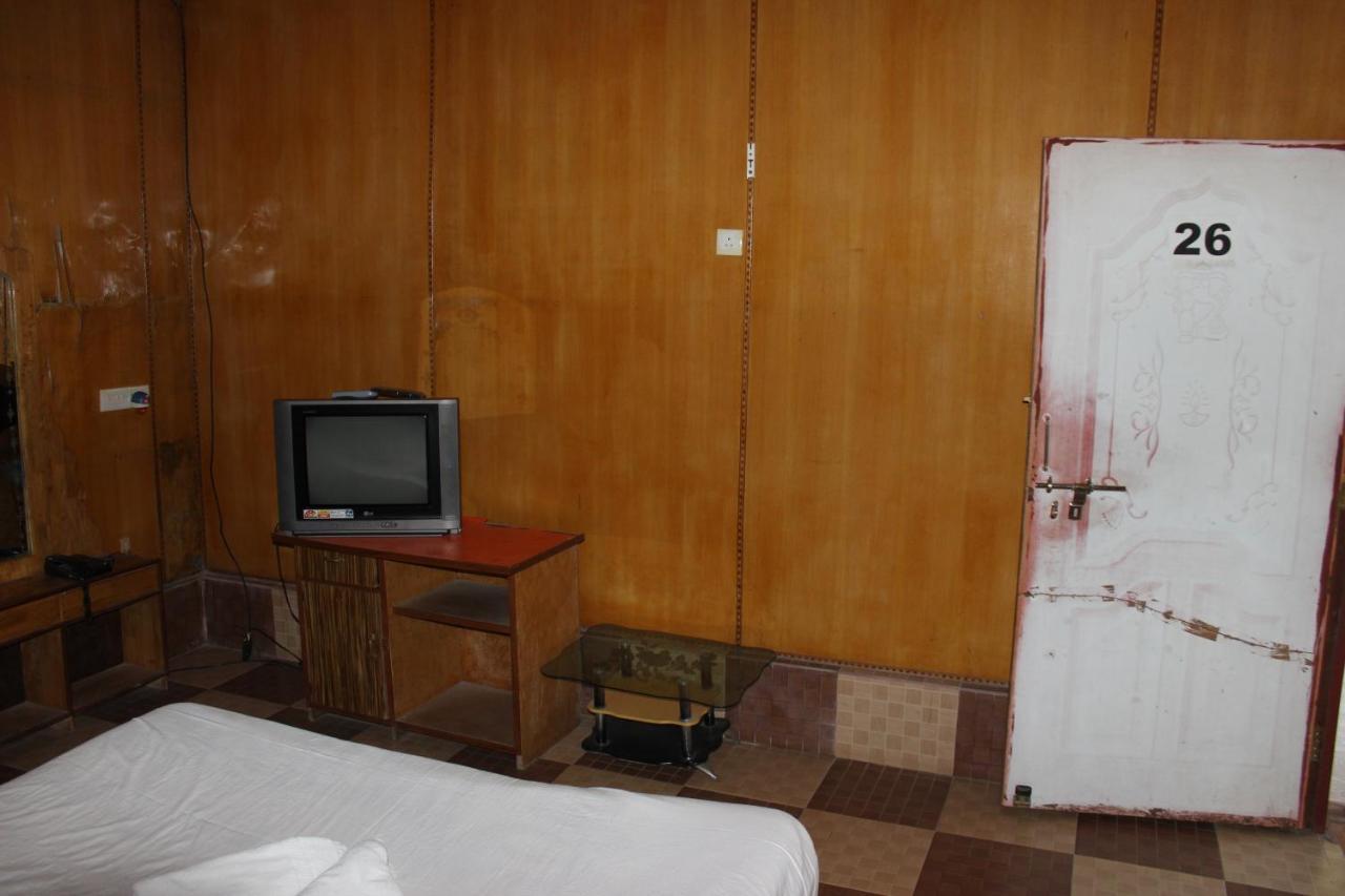 Gold Star Beach Resort Govind Nagar Экстерьер фото